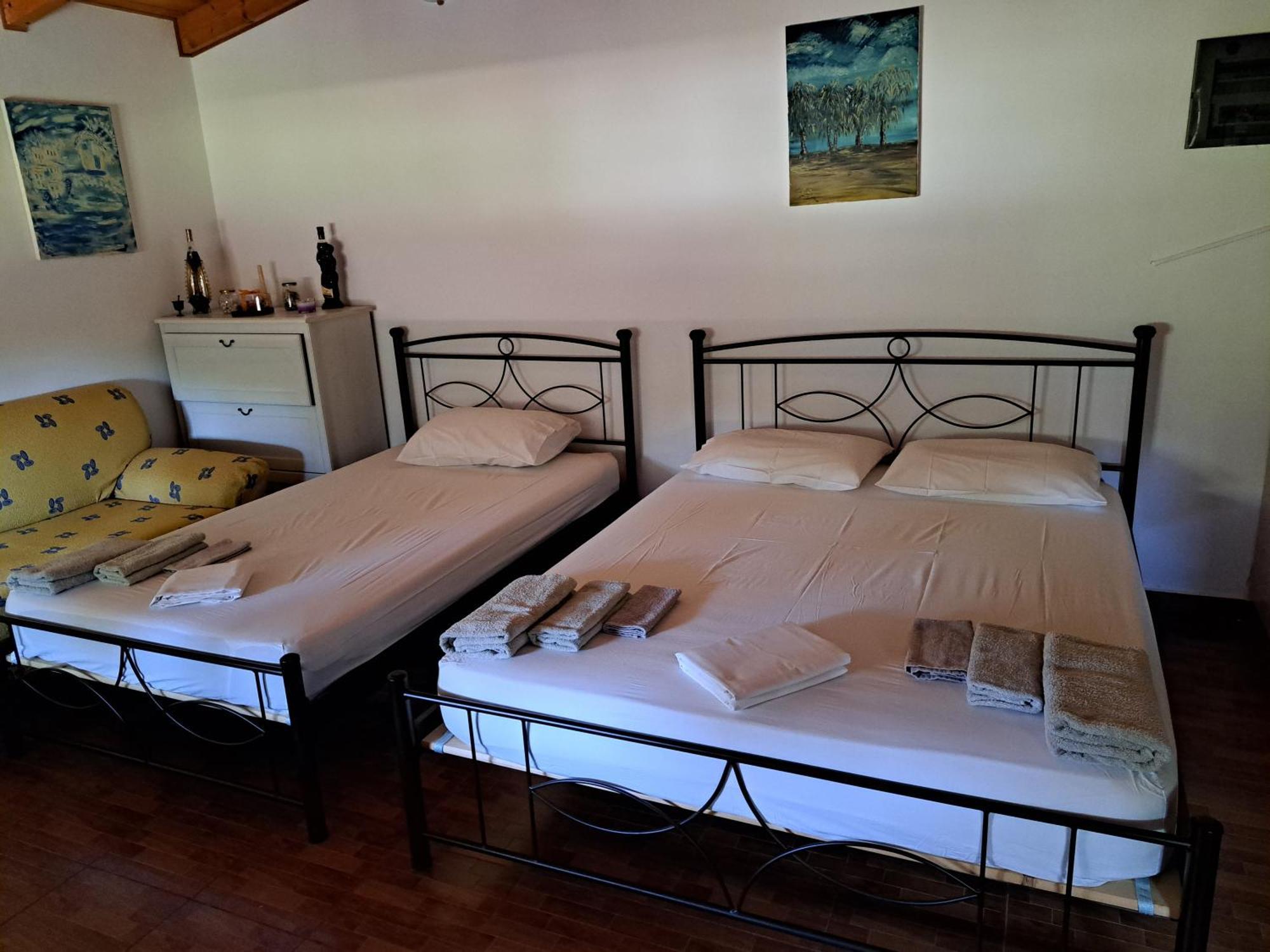 Garden House-Free Transfer From Airport Villa Artemida  Ngoại thất bức ảnh